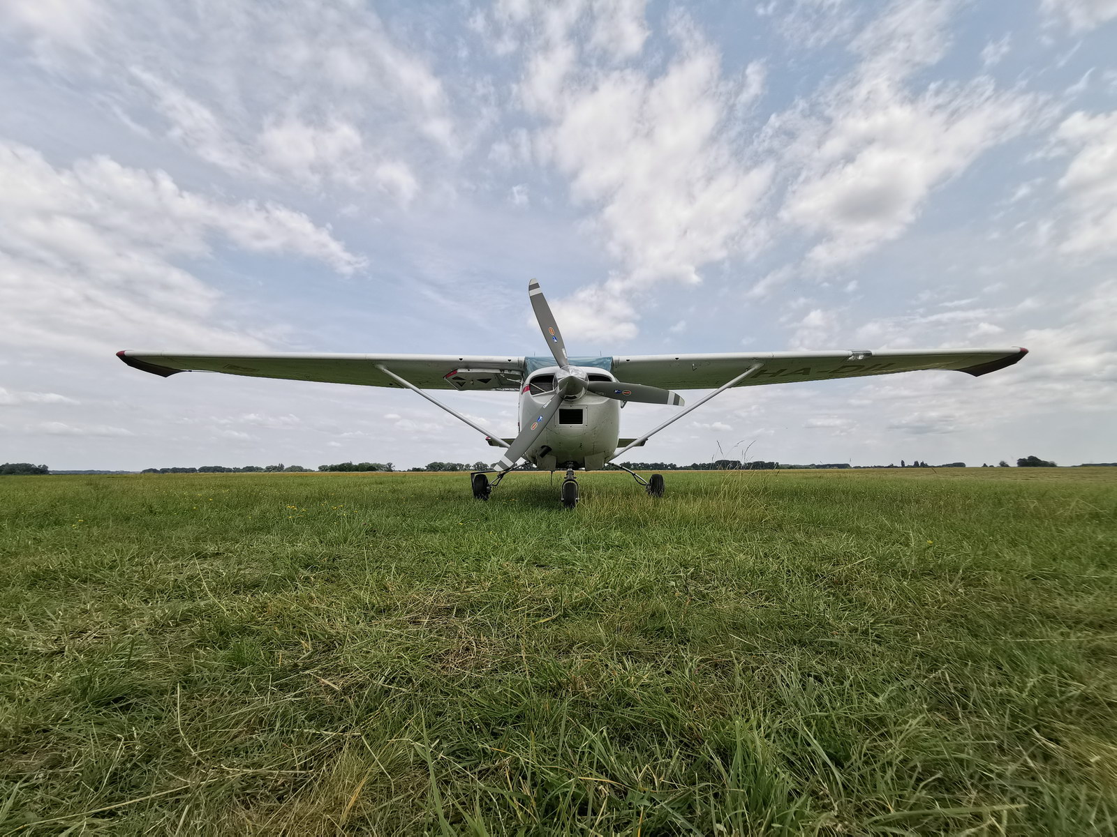 tandemugras-33 Tandemugrás - Beech 90 Series - King Air